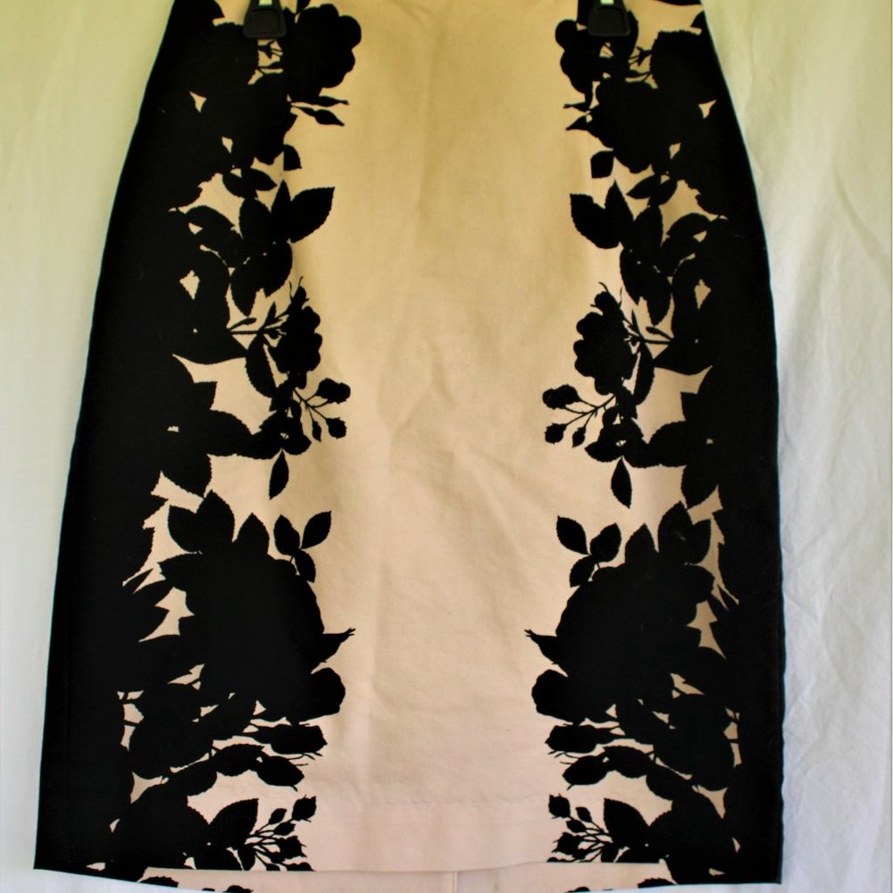 Black and Pink Worthington Skirt